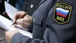 В гп. Северо-Енисейский полицейские обезвредили медведя, вышедшего к людям